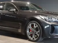 Gebraucht Kia Stinger GT 370 PS (272 kW) 2019 Schwarz Kleinwagen