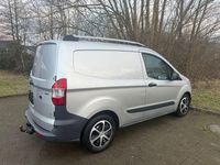 Usado Ford Transit 101 HP (74 kW) 2016 Prateado Monovolume