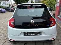 Gebraucht Renault Twingo Zen 44 kW (60 PS) 2022 Weiss Kleinwagen