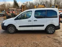 Gebraucht Peugeot Partner Tepee 120 PS (88 kW) 2017 Weiß Van / Kleinbus