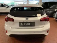 Gebraucht Ford Focus Titanium 116 PS (85 kW) 2023 Frozen white Limousine