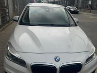 Gebraucht BMW 218 Comfort Edition 2016 Weiß Limousine