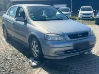 Gebraucht Opel Astra 74 PS (54 kW) 2001 Silber Limousine