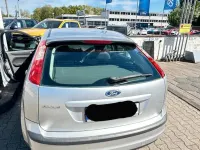 Używany Ford Focus 101 KM (74 kW) 2006 Srebrny Sedan/Limuzyna
