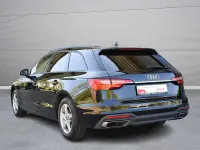 Gebraucht Audi A4 Business 163 PS (119 kW) 2022 Schwarz Kombi