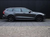 Gebraucht Volvo V60 CC Pro 252 PS (185 kW) 2021 Grau Kombi