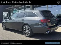 Gebraucht Mercedes E300 Avantgarde 320 PS (235 kW) 2022 Graphitgrau Kombi