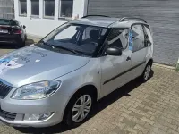 Gebraucht Skoda Roomster Plus Edition 69 PS (50 kW) 2011 Brilliantsilber metallic Van / Kleinbus