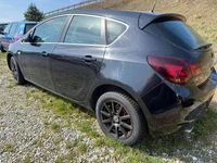 Gebraucht Opel Astra 140 PS (102 kW) 2011 Schwarz Limousine
