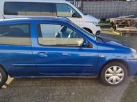 gebraucht Renault Clio Campus 1.2 16v Perleffekt Blue KAT TÜV Neu