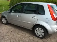 Gebraucht Ford Fiesta 70 PS (51 kW) 2008 Silber Kleinwagen