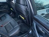 Gebraucht BMW 530 258 PS (189 kW) 2013 Grau Kombi