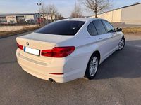 Gebraucht BMW 520 190 PS (139 kW) 2019 Weiß Limousine