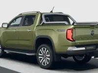 Neu VW Amarok Aventura 241 PS (177 kW) 2026 Reed green metallic Pickup