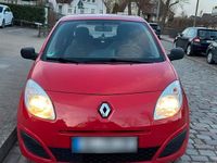 Gebraucht Renault Twingo 59 PS (43 kW) 2010 Rot Kleinwagen