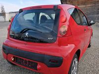 Gebraucht Peugeot 107 68 PS (50 kW) 2010 Rot Kleinwagen