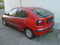 Brugt Renault Mégane 75 HK (55 kW) 1997 Rød Sedan