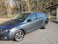 Gebraucht Skoda Octavia Style 150 PS (110 kW) 2016 Grau Kleinwagen