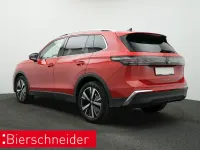 Gebraucht VW Tiguan Elegance 150 PS (110 kW) 2024 Rot SUV