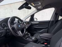 Gebraucht BMW 218 150 PS (110 kW) 2021 Kaschmirsilber Van / Kleinbus