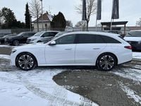 Gebraucht Mercedes E300 Avantgarde 313 PS (230 kW) 2025 Weiß Limousine