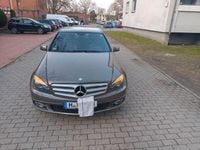 Gebraucht Mercedes C250 204 PS (150 kW) 2009 Grau Limousine
