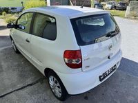 Gebraucht VW Fox Refresh 54 PS (39 kW) 2009 Ibisweiß Kleinwagen