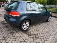 Gebraucht VW Golf VI 105 PS (77 kW) 2010 Blau Kleinwagen