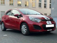 Gebraucht Kia Rio 86 PS (63 kW) 2013 Rot Limousine