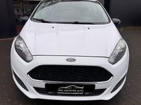 Gebraucht Ford Fiesta Ambiente 60 PS (44 kW) 2016 Weiß Kleinwagen