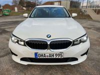 gebraucht BMW 318 318 d Automatik*Spurhalteass.*2Hand*