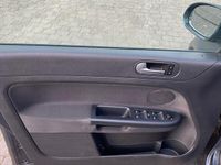 Gebraucht VW Golf V Highline 121 PS (88 kW) 2009 Blau Kombi