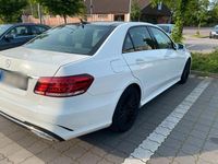 Gebraucht Mercedes E250 AMG line 204 PS (150 kW) 2016 Weiß Limousine