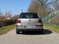 Gebraucht VW Golf IV Highline 102 PS (75 kW) 2002 Silber Kleinwagen