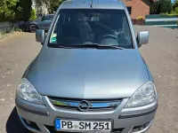 Gebraucht Opel Combo 90 PS (66 kW) 2011 Silber Van / Kleinbus