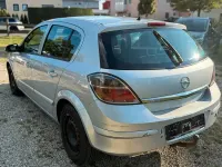 Gebraucht Opel Astra 116 PS (85 kW) 2008 Silber Limousine