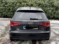 Gebraucht Audi A3 Attraction 110 PS (80 kW) 2015 Schwarz Kleinwagen