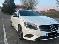 Gebraucht Mercedes A200 156 PS (114 kW) 2013 Weiß Limousine