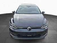 Gebraucht VW Golf VIII IQ Drive 150 PS (110 kW) 2024 Deep black perleffekt Limousine