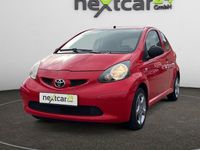 Gebraucht Toyota Aygo Basis 68 PS (50 kW) 2006 Rot Kleinwagen