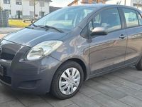 Gebraucht Toyota Yaris 133 PS (97 kW) 2009 Grau Kleinwagen