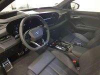 Gebraucht Audi Q6 e-tron Performance 225 kW (306 PS) 2025 Manhattangrau metallic (metallic) SUV