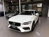 Gebraucht Volvo V60 Momentum 197 PS (144 kW) 2020 Ice white, solid / solid Kombi