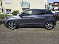 gebraucht Hyundai i20 Navi*Kamera hinten*Sitz- u. Lenkradheizung