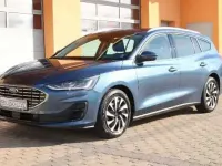 Gebraucht Ford Focus Titanium 125 PS (91 kW) 2023 Chromablaumetallic (metallic) Kombi