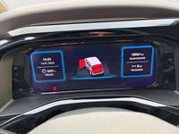 Gebraucht VW Multivan Life 177 PS (130 kW) 2025 Grau Van