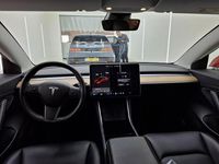 Gebraucht Tesla Model 3 Standard Range 225 kW (306 PS) 2020 Rot Limousine