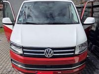 Gebraucht VW T6 Generation Six 204 PS (150 kW) 2016 Rot Van