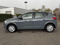 Gebraucht Dacia Sandero Expression 91 PS (66 kW) 2024 Grau Limousine