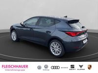 Neu Seat Leon Beats 150 PS (110 kW) 2025 Grau Limousine